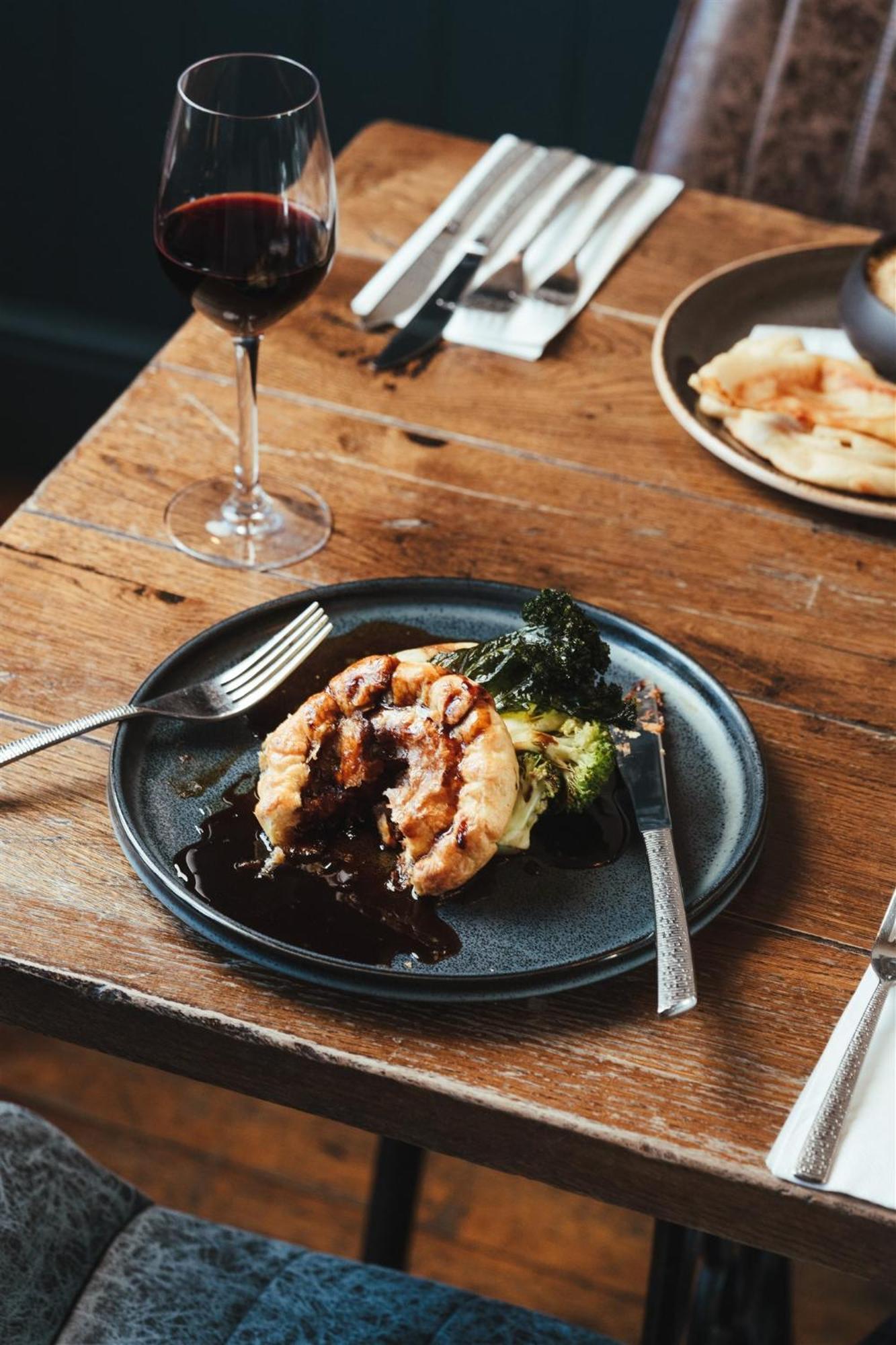 The White Hart Wadhurst Екстериор снимка